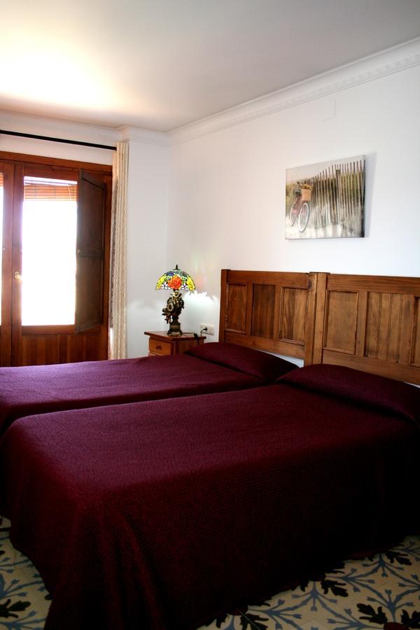Podiumberg Hotel Quatretondeta ภายนอก รูปภาพ