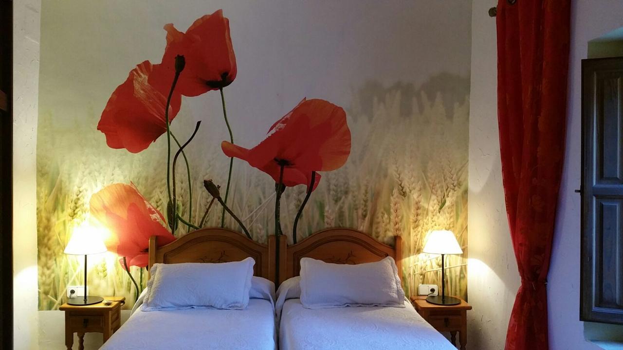 Podiumberg Hotel Quatretondeta ภายนอก รูปภาพ